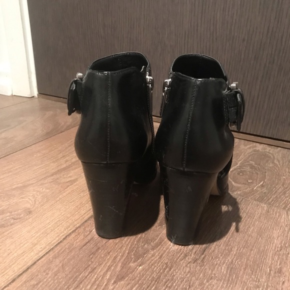Michael Kors black ankle boots - size 6 - Picture 3 of 4